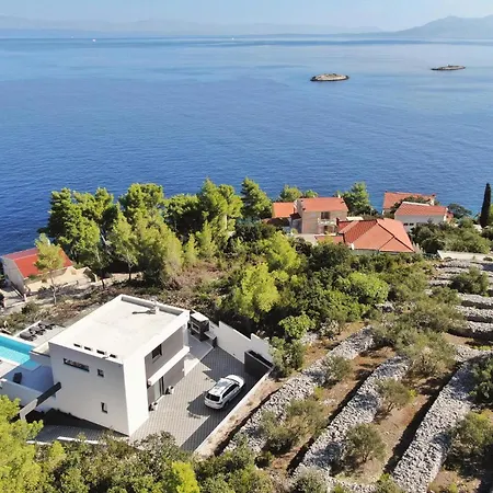 In With Outdoor Swimming Pool Hotel Blato (Korcula)